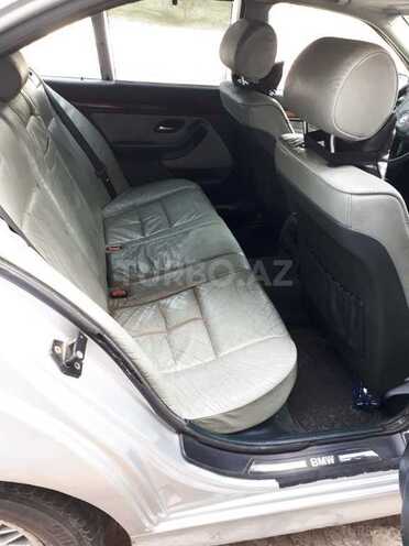 BMW 528 1999, 391,000 km - 2.8 l - Bakı