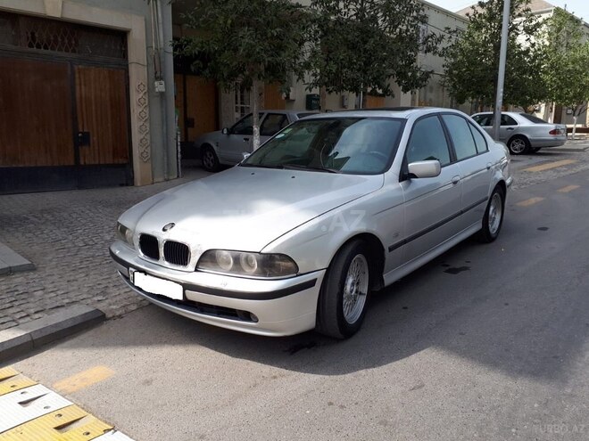 BMW 528 1999, 391,000 km - 2.8 l - Bakı