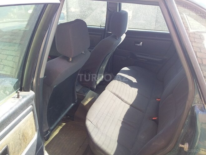 Audi 80 1994, 250,000 km - 2.0 l - Sumqayıt