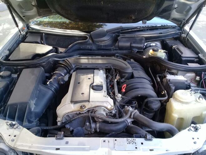 Mercedes E 280 1997, 277,553 km - 2.8 l - Mingəçevir