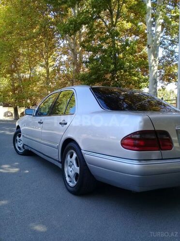 Mercedes E 280 1997, 277,553 km - 2.8 l - Mingəçevir
