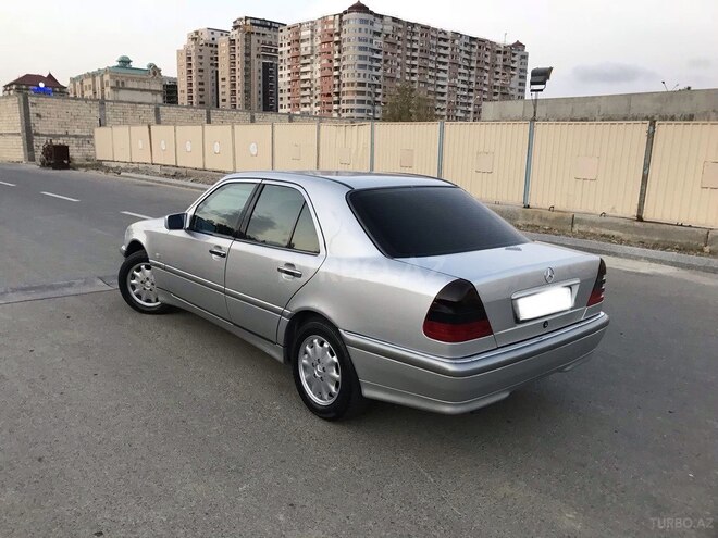 Mercedes C 180 1999, 196,000 km - 1.8 l - Bakı