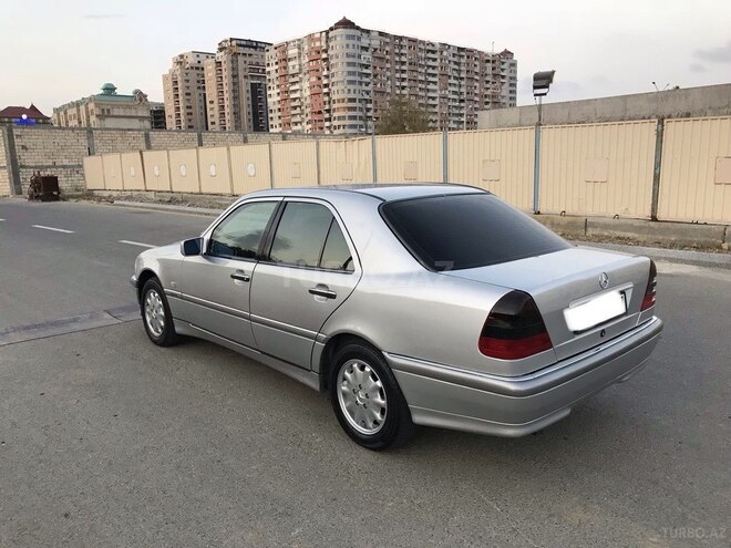 Mercedes C 180 1999, 196,000 km - 1.8 l - Bakı