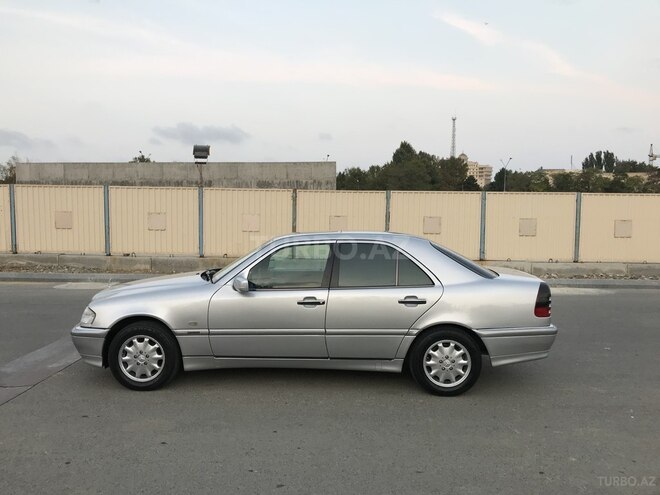 Mercedes C 180 1999, 196,000 km - 1.8 l - Bakı