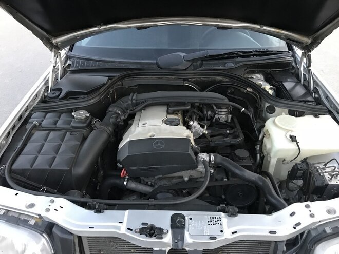Mercedes C 180 1999, 196,000 km - 1.8 l - Bakı