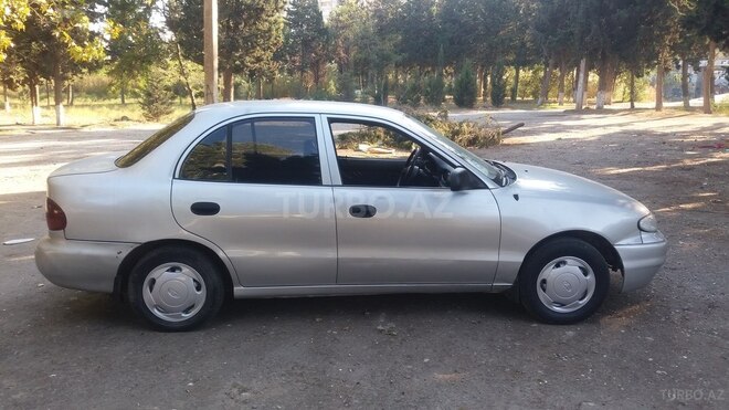 Hyundai Accent 1995, 218,900 km - 1.5 l - Bakı