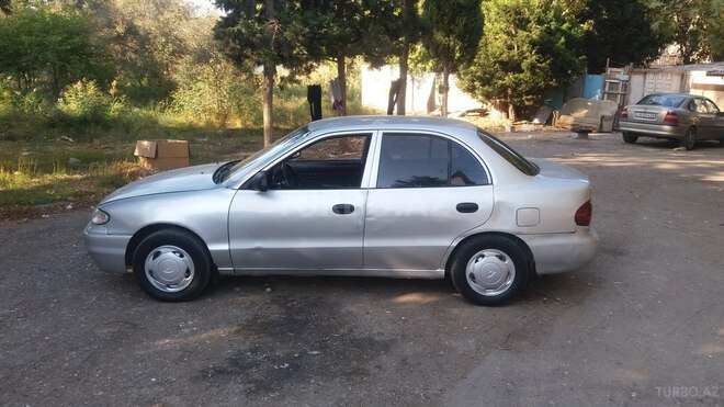 Hyundai Accent 1995, 218,900 km - 1.5 l - Bakı