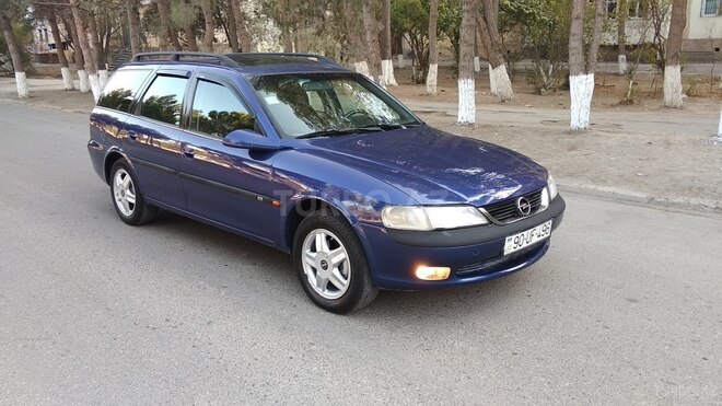 Opel Vectra 1997, 256,000 km - 1.8 l - Sumqayıt