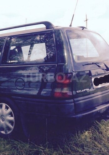 Opel Astra 1995, 300,000 km - 1.5 л - Bakı