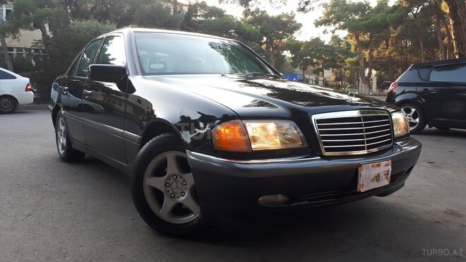 Mercedes C 230 1999, 197,000 km - 2.3 l - Bakı