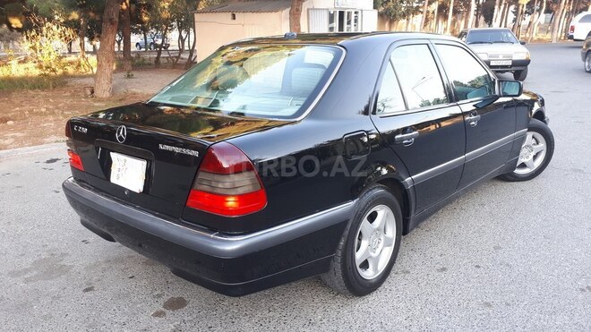 Mercedes C 230 1999, 197,000 km - 2.3 l - Bakı