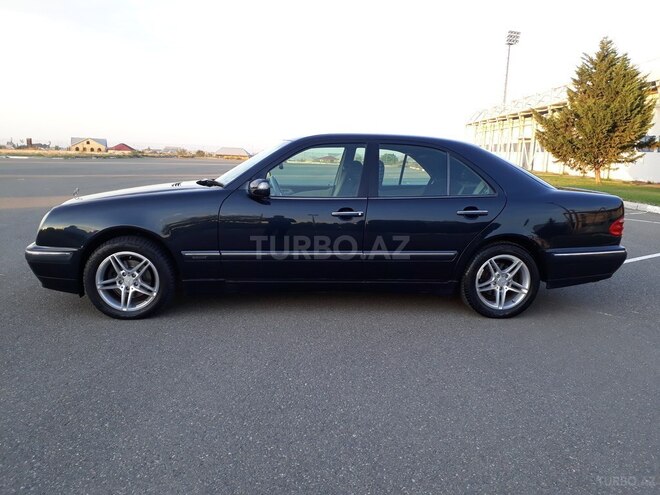 Mercedes E 240 2000, 210,000 km - 2.4 l - Şəmkir