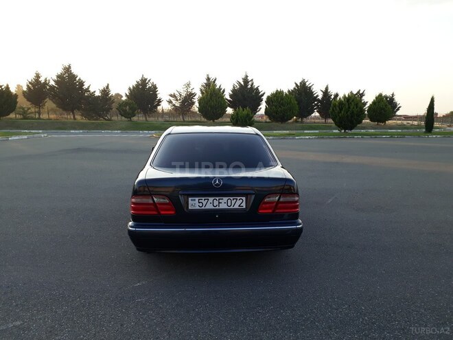 Mercedes E 240 2000, 220,000 km - 2.6 l - Şəmkir