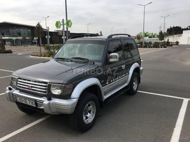 Mitsubishi Pajero 1992, 310,000 km - 2.5 l - Bakı