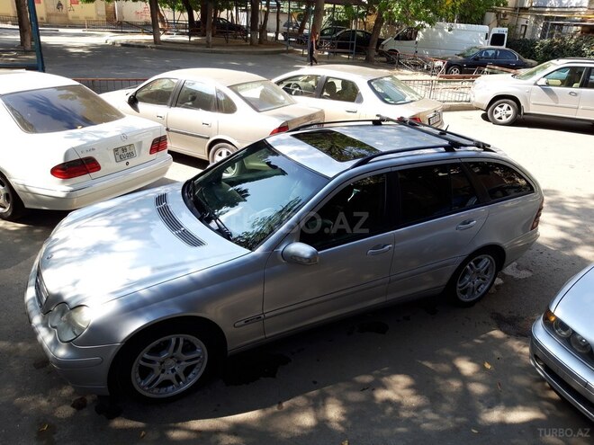Mercedes C 220 2002, 341,000 km - 2.2 l - Bakı