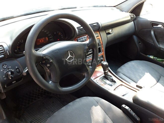 Mercedes C 220 2002, 341,000 km - 2.2 l - Bakı