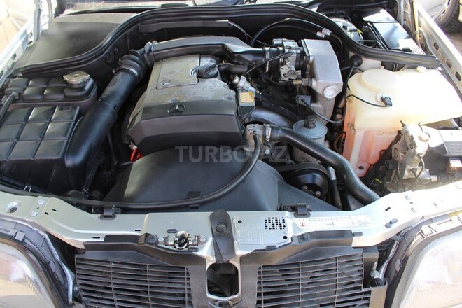 Mercedes C 180 1995, 214,000 km - 1.8 l - Bakı