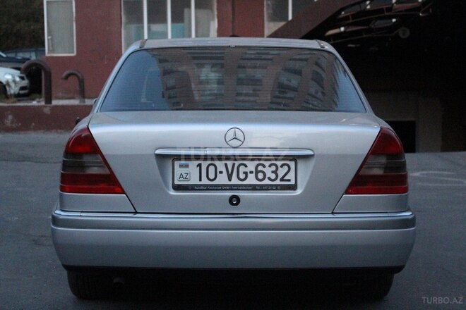 Mercedes C 180 1995, 214,000 km - 1.8 l - Bakı