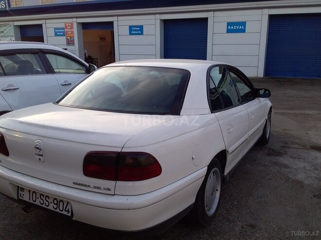 Opel Omega 1998, 414,000 km - 2.5 l - Bakı