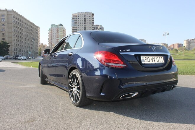 Mercedes C 250 2015, 21,800 km - 2.0 l - Bakı