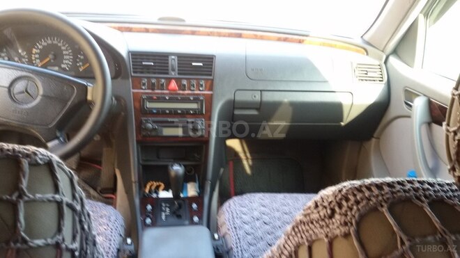Mercedes C 240 1997, 310,000 km - 2.4 l - Bakı
