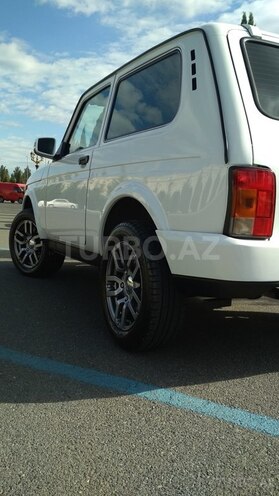 LADA (VAZ) Niva 2017, 25,000 km - 1.7 л - Gəncə