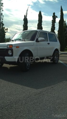 LADA (VAZ) Niva 2017, 25,000 km - 1.7 л - Gəncə