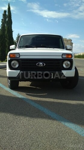 LADA (VAZ) Niva 2017, 25,000 km - 1.7 л - Gəncə