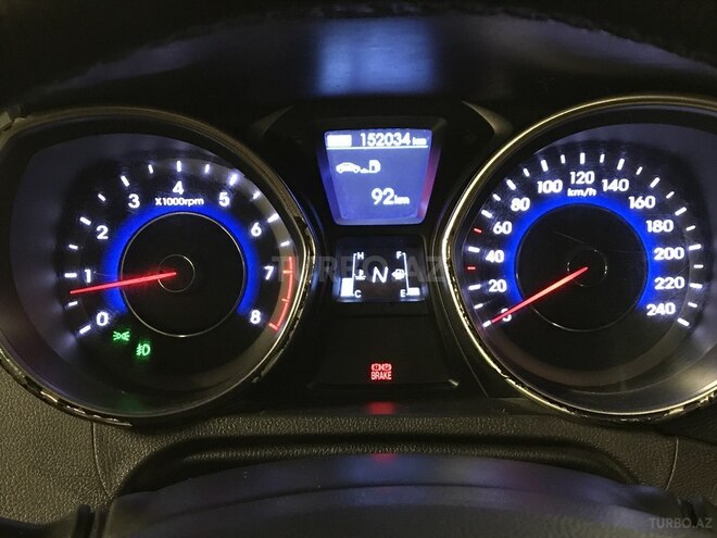 Hyundai Elantra 2011, 152,000 km - 1.8 l - Bakı