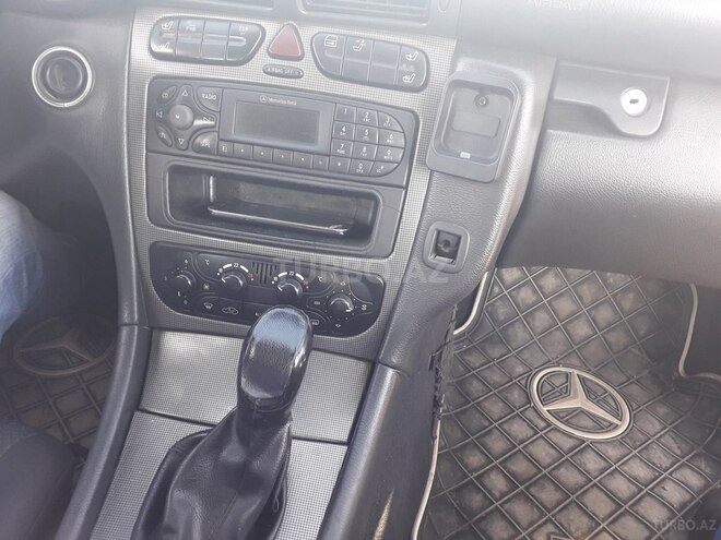 Mercedes C 240 2001, 350,000 km - 2.4 l - Sumqayıt