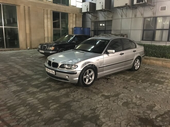 BMW 318 2002, 233,800 km - 2.0 l - Bakı