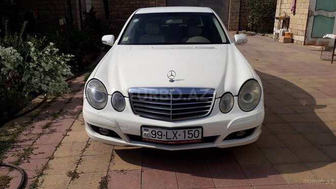 Mercedes E 240 2003, 225,000 km - 2.6 l - Beyləqan
