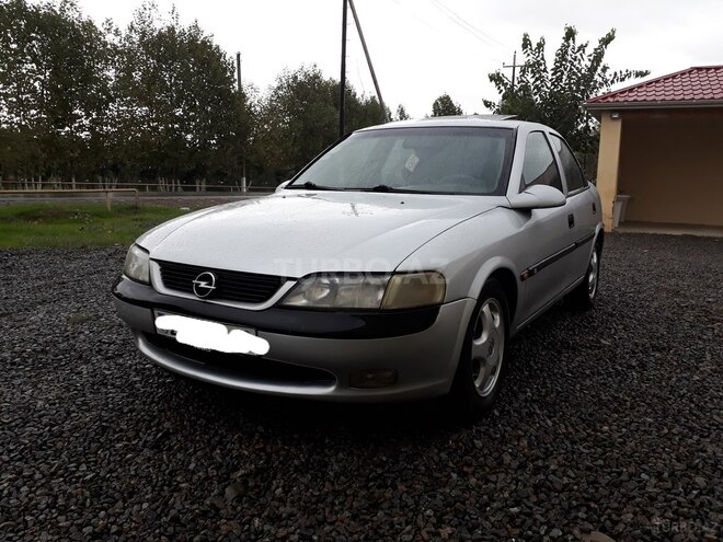 Opel Vectra 1997, 290,555 km - 1.6 l - Masallı