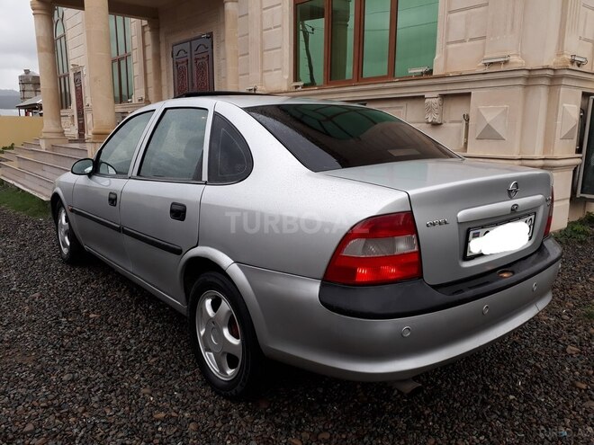 Opel Vectra 1997, 290,555 km - 1.6 l - Masallı