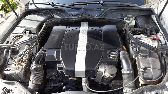 Mercedes E 240 2003, 225,000 km - 2.6 l - Beyləqan