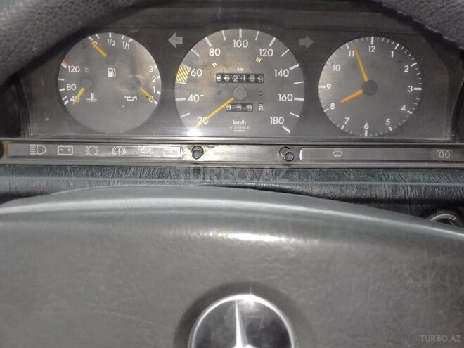 Mercedes 190 1992, 262,196 km - 2.0 л - Bakı