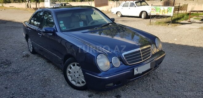Mercedes E 200 2000, 268,000 km - 2.0 l - Bakı
