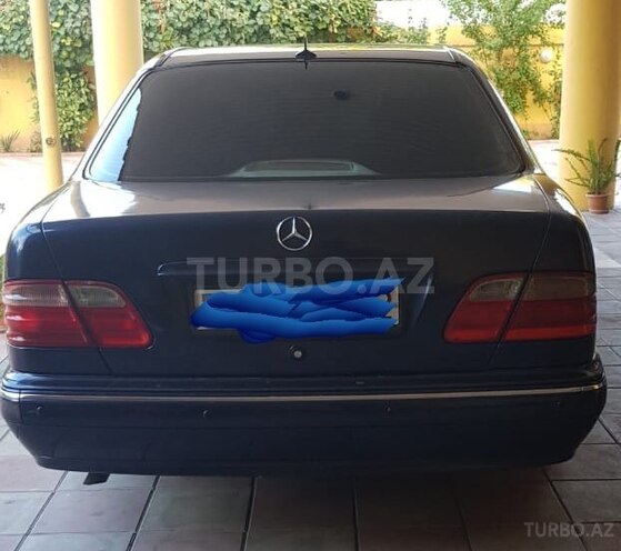 Mercedes E 200 2000, 268,000 km - 2.0 l - Bakı