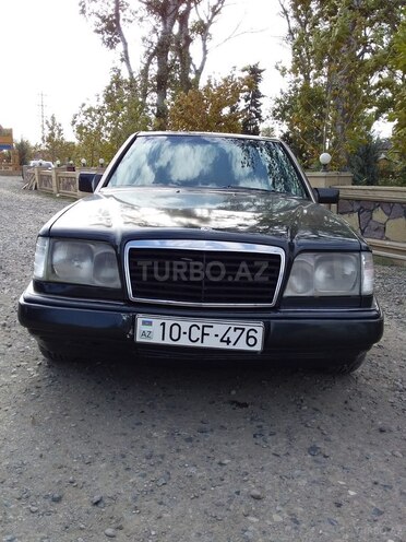 Mercedes E 250 1994, 54,321 km - 2.5 л - Neftçala