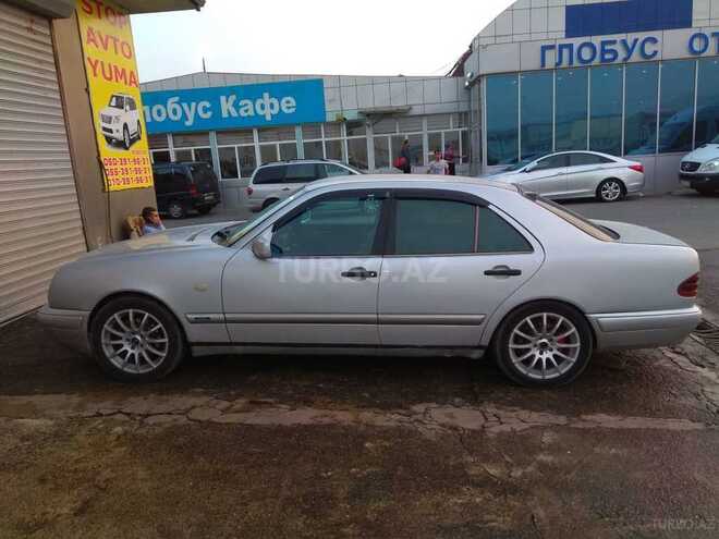 Mercedes E 200 1998, 392,000 km - 2.0 l - Bakı