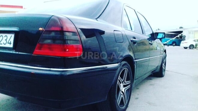 Mercedes C 180 1999, 135,000 km - 1.8 l - Sumqayıt