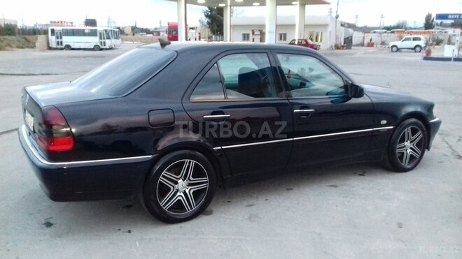 Mercedes C 180 1999, 135,000 km - 1.8 l - Sumqayıt