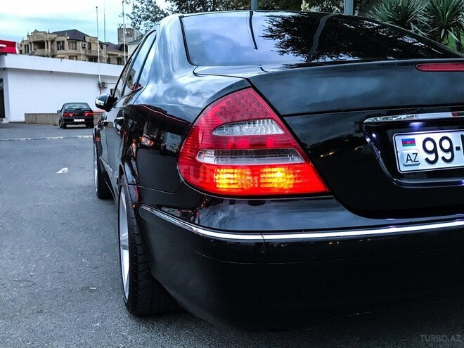 Mercedes E 320 2003, 223,000 km - 3.2 л - Bakı