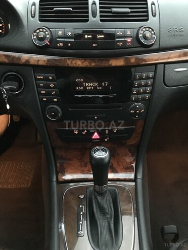 Mercedes E 320 2003, 223,000 km - 3.2 л - Bakı