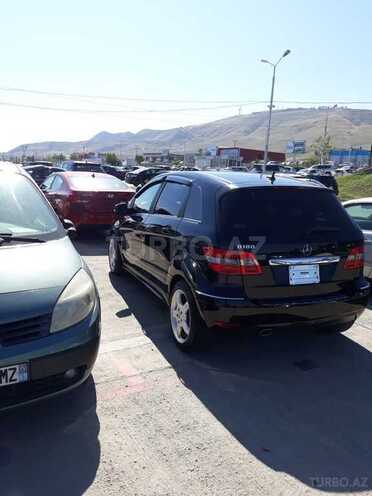 Mercedes B 180 2009, 75,000 km - 1.7 l - Bakı