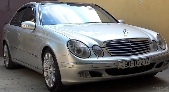 Mercedes E 270 2002, 370,000 km - 2.7 l - Bakı