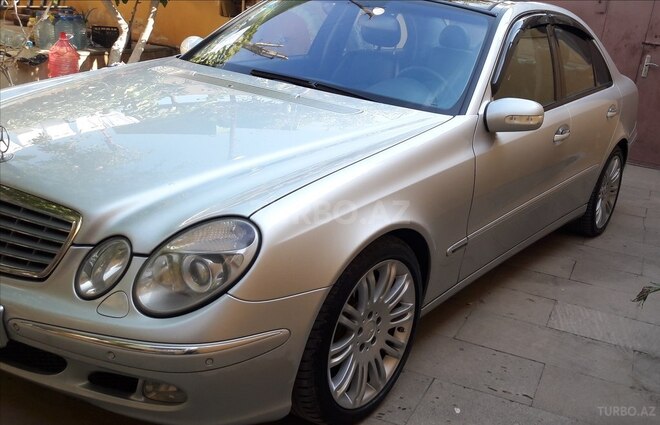 Mercedes E 270 2002, 370,000 km - 2.7 l - Bakı
