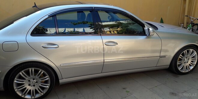 Mercedes E 270 2002, 370,000 km - 2.7 l - Bakı
