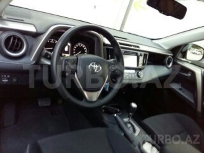 Toyota RAV4 2018, 3,425 km - 0.2 л - Bakı