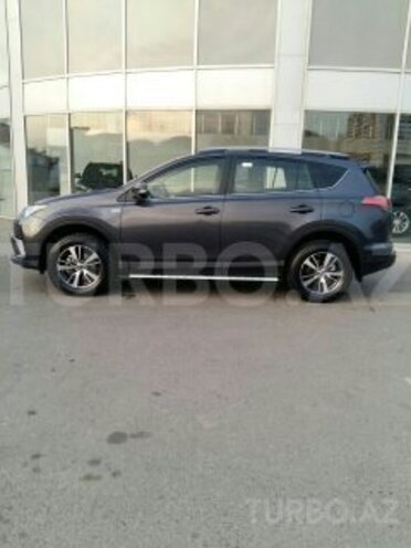 Toyota RAV4 2018, 3,425 km - 0.2 л - Bakı